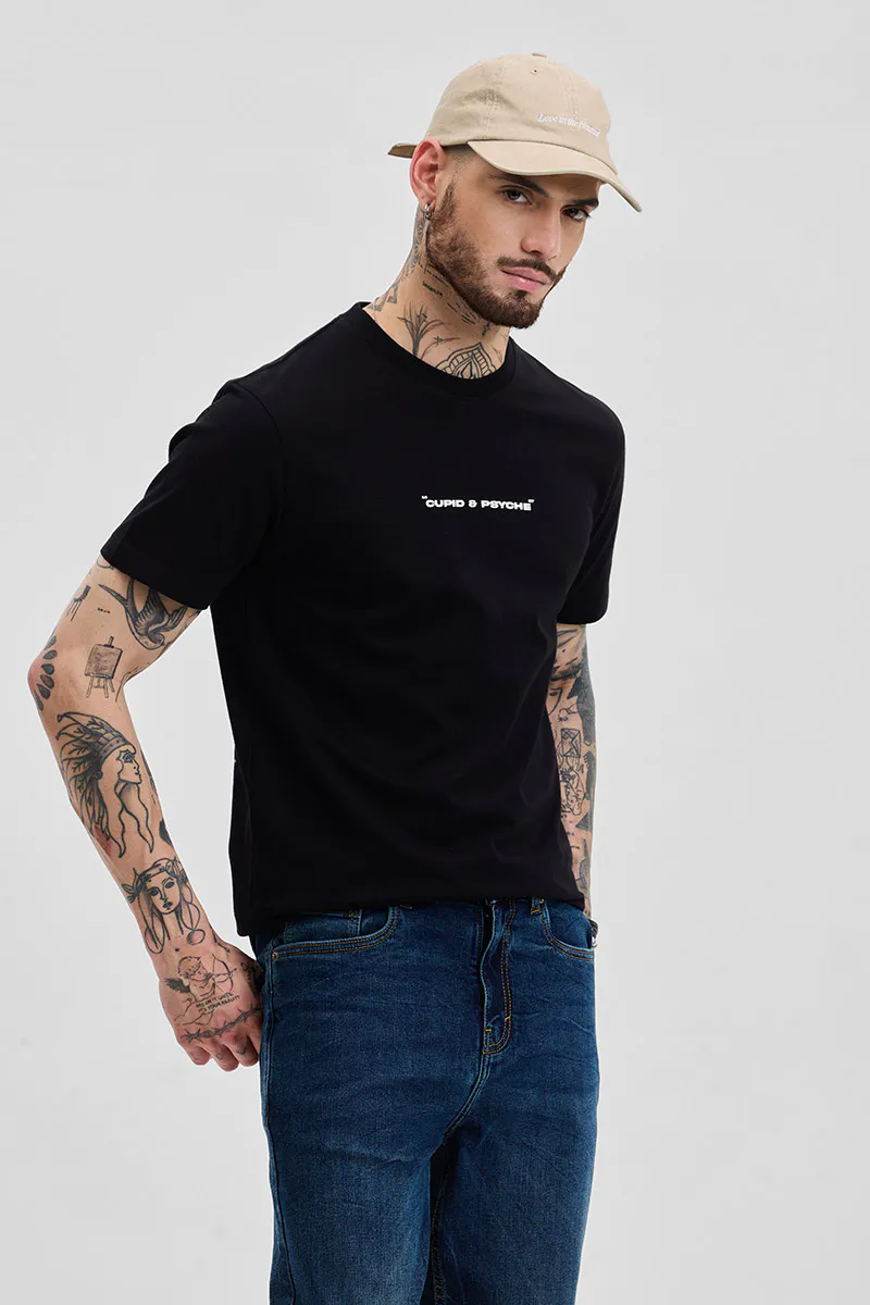 Oversized T-Shirt – Cupid & Psyche Graphic - view 2