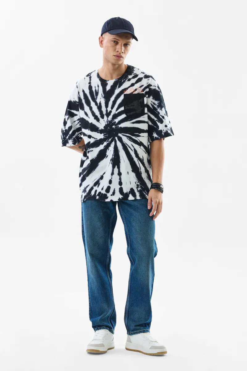 Oversized T-Shirt – Black & White